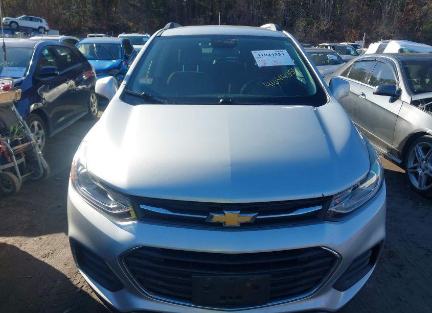 Photo 6 of 2017 Chevrolet Trax LT (VIN 3GNCJPSB9HL132858)