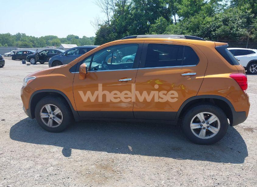 Photo 15 of 2017 Chevrolet Trax LT (VIN 3GNCJPSB9HL182286)