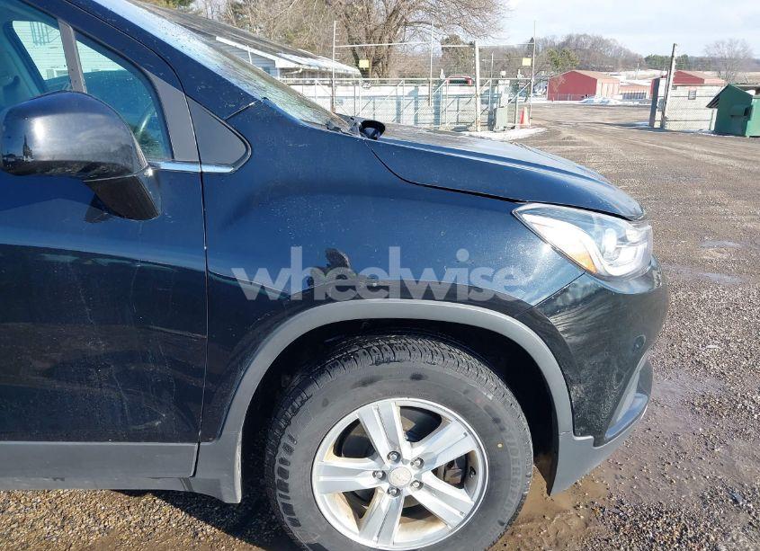 Photo 18 of 2017 Chevrolet Trax LT (VIN 3GNCJPSB9HL238016)