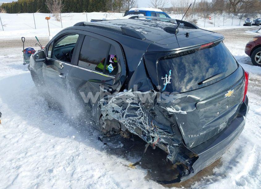 Photo 3 of 2017 Chevrolet Trax LT (VIN 3GNCJPSB9HL278340)