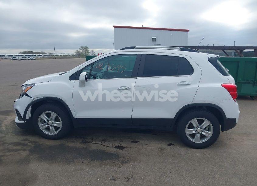 Photo 15 of 2018 Chevrolet Trax LT (VIN 3GNCJPSB9JL262760)