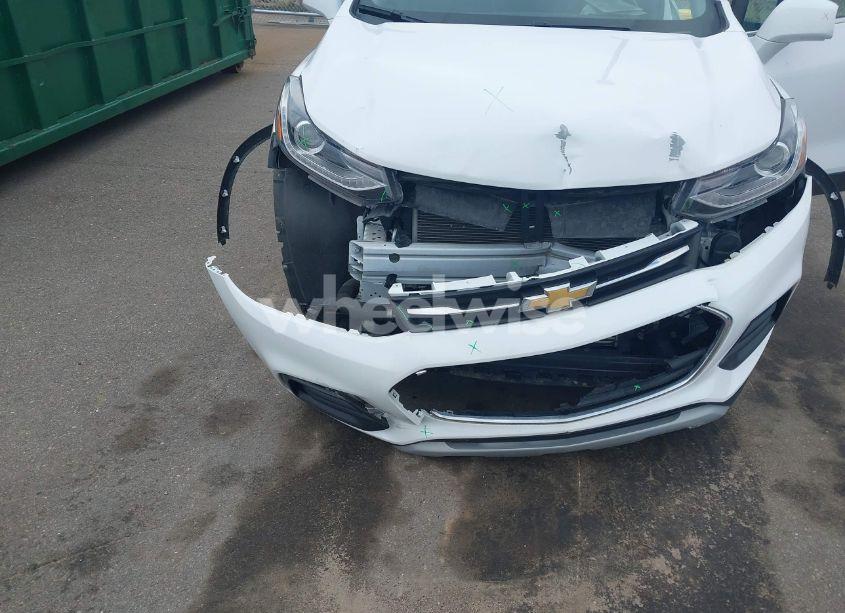 Photo 6 of 2018 Chevrolet Trax LT (VIN 3GNCJPSB9JL262760)