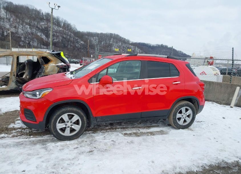 Photo 14 of 2018 Chevrolet Trax LT (VIN 3GNCJPSB9JL264525)