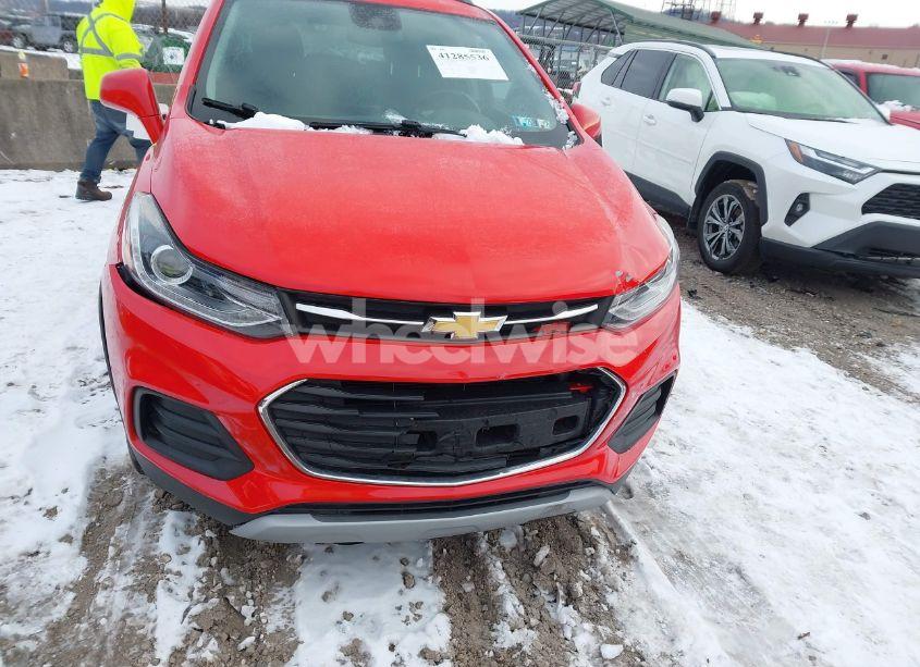 Photo 6 of 2018 Chevrolet Trax LT (VIN 3GNCJPSB9JL264525)
