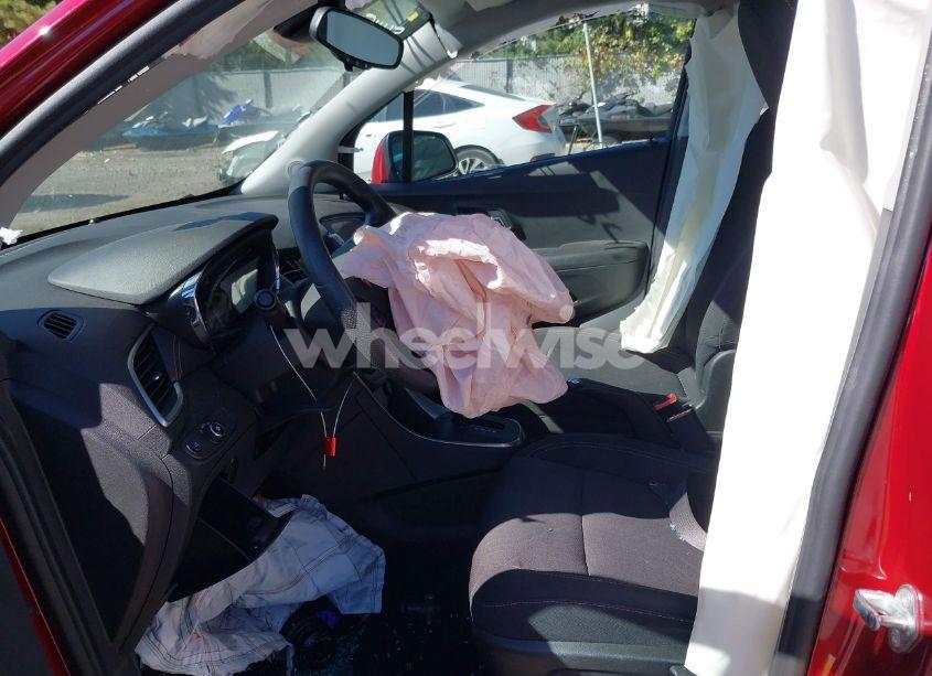 Photo 14 of 2019 Chevrolet Trax LT (VIN 3GNCJPSB9KL349608)