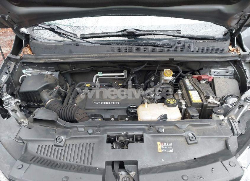 Photo 10 of 2020 Chevrolet Trax AWD LT (VIN 3GNCJPSB9LL331143)