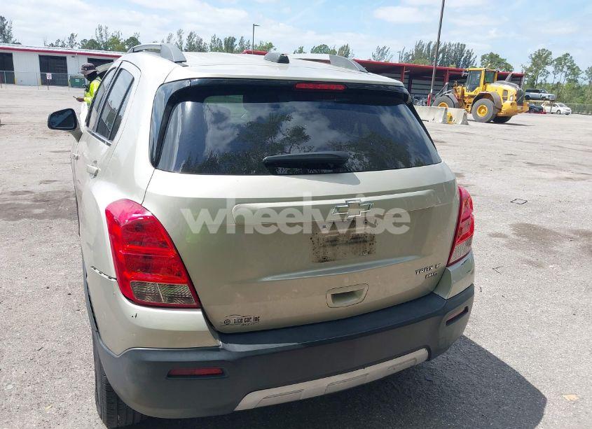 Photo 16 of 2016 Chevrolet Trax LT (VIN 3GNCJPSBXGL138098)