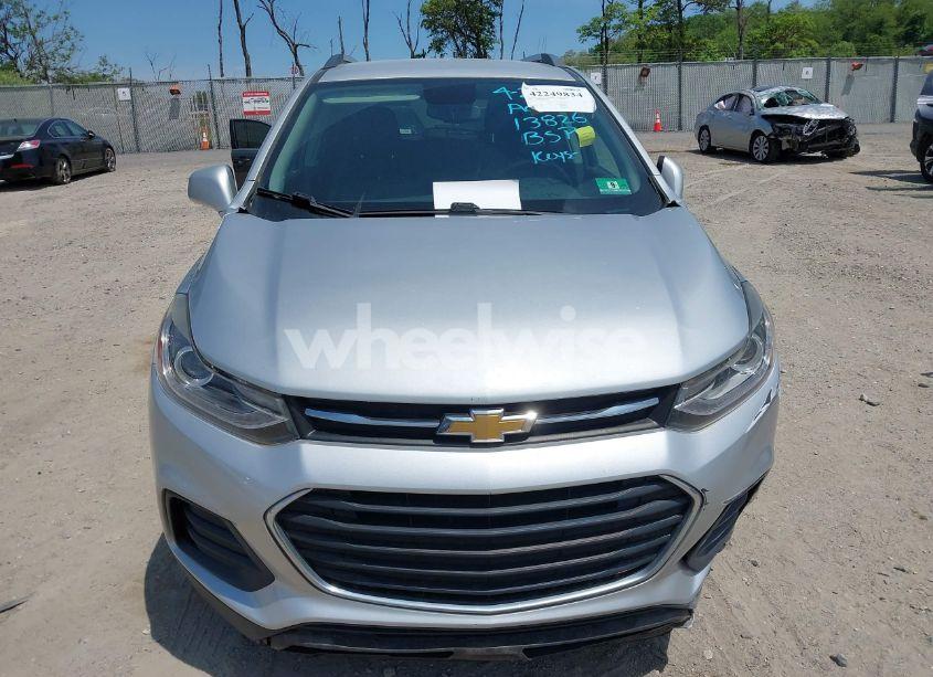 Photo 12 of 2017 Chevrolet Trax LT (VIN 3GNCJPSBXHL148504)
