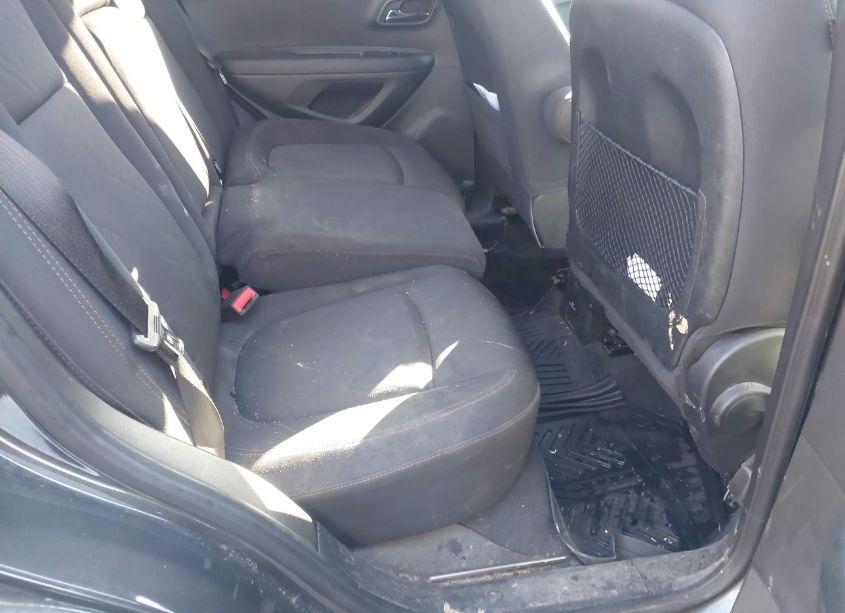 Photo 8 of 2017 Chevrolet Trax LT (VIN 3GNCJPSBXHL169014)