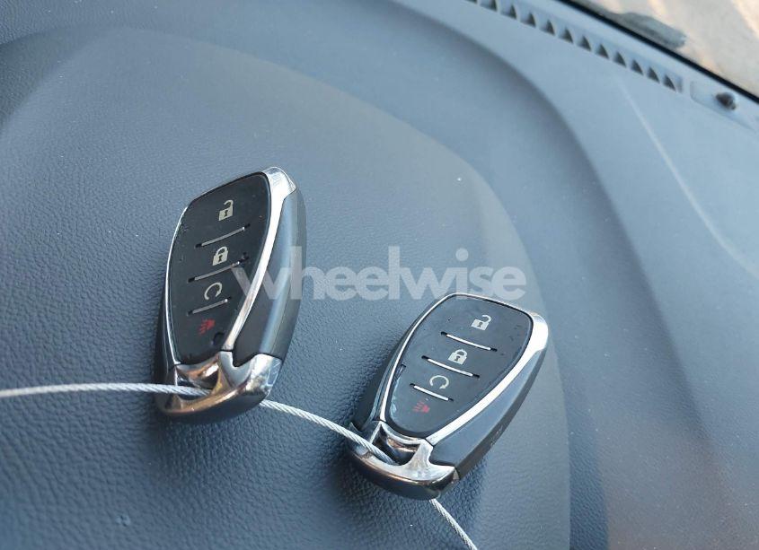 Photo 11 of 2018 Chevrolet Trax LT (VIN 3GNCJPSBXJL173215)