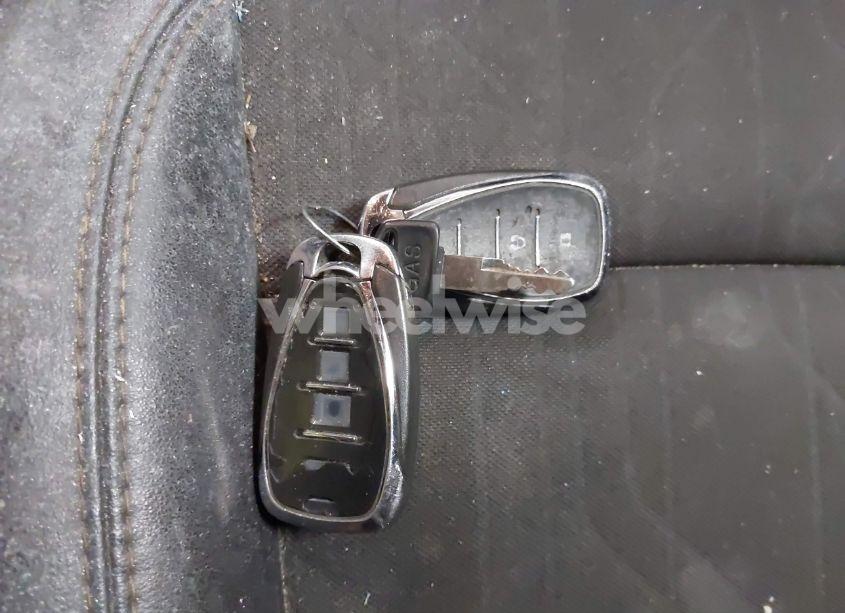 Photo 11 of 2018 Chevrolet Trax LT (VIN 3GNCJPSBXJL317104)