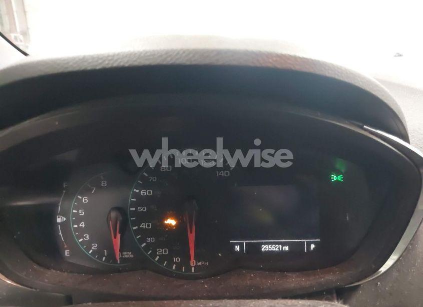 Photo 7 of 2018 Chevrolet Trax LT (VIN 3GNCJPSBXJL317104)