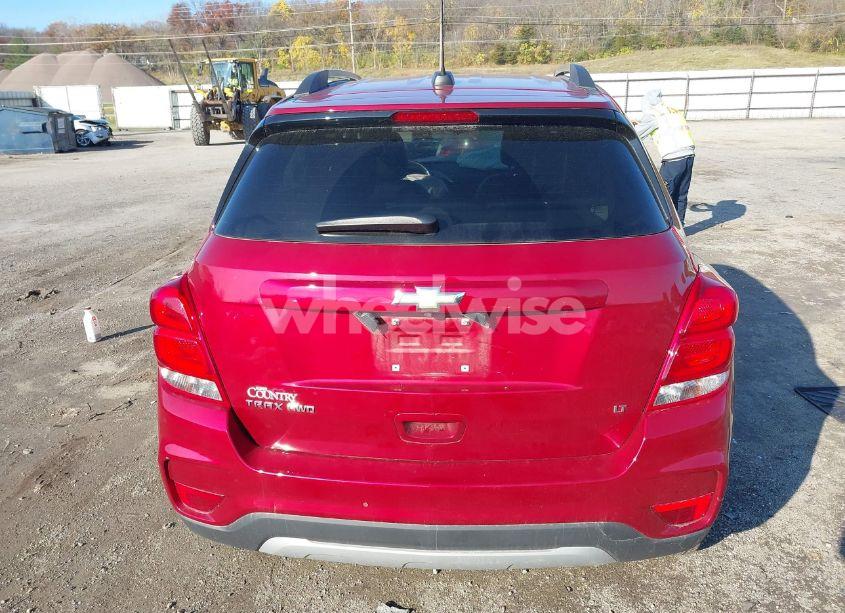 Photo 16 of 2020 Chevrolet Trax AWD LT (VIN 3GNCJPSBXLL150939)