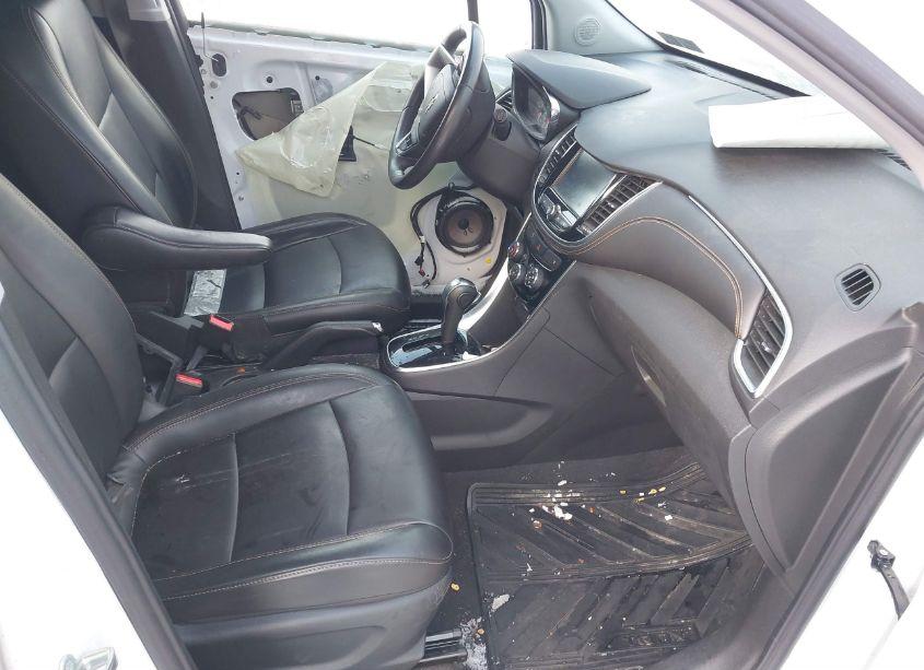 Photo 5 of 2017 Chevrolet Trax PREMIER (VIN 3GNCJRSB2HL251833)