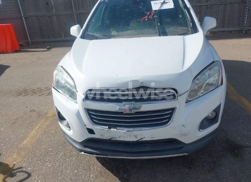 Photo 6 of 2016 Chevrolet Trax LTZ (VIN 3GNCJRSB4GL165194)