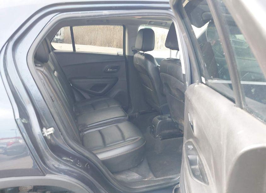 Photo 8 of 2018 Chevrolet Trax PREMIER (VIN 3GNCJRSB4JL316591)