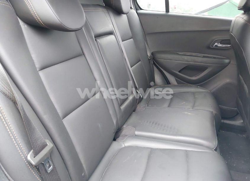 Photo 8 of 2019 Chevrolet Trax PREMIER (VIN 3GNCJRSB4KL308282)