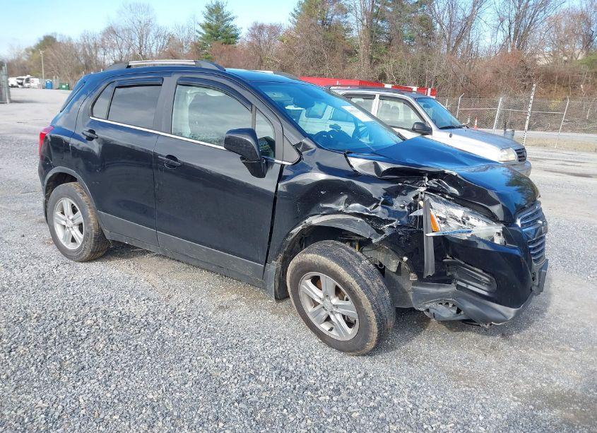 2015 Chevrolet Trax LT (VIN 3GNCJRSB6FL252867) main photo