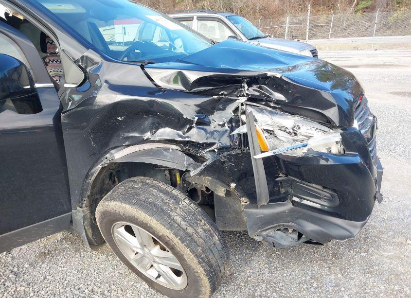 Photo 6 of 2015 Chevrolet Trax LT (VIN 3GNCJRSB6FL252867)