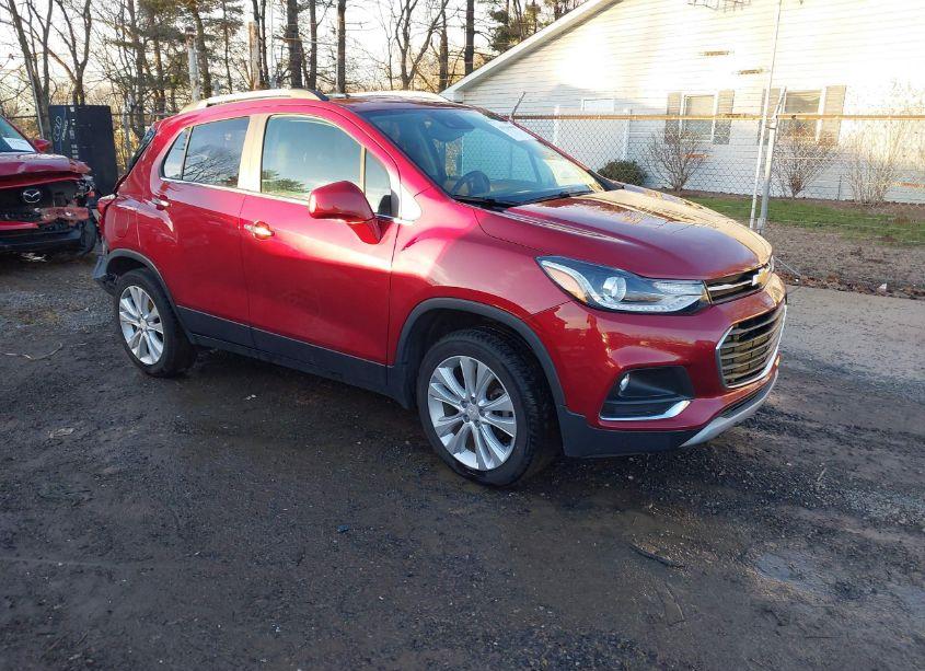 2020 Chevrolet Trax AWD PREMIER (VIN 3GNCJRSB6LL262598) main photo