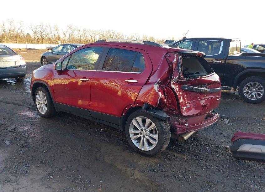 Photo 3 of 2020 Chevrolet Trax AWD PREMIER (VIN 3GNCJRSB6LL262598)