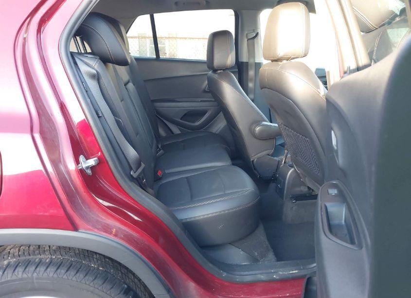 Photo 8 of 2020 Chevrolet Trax AWD PREMIER (VIN 3GNCJRSB6LL262598)