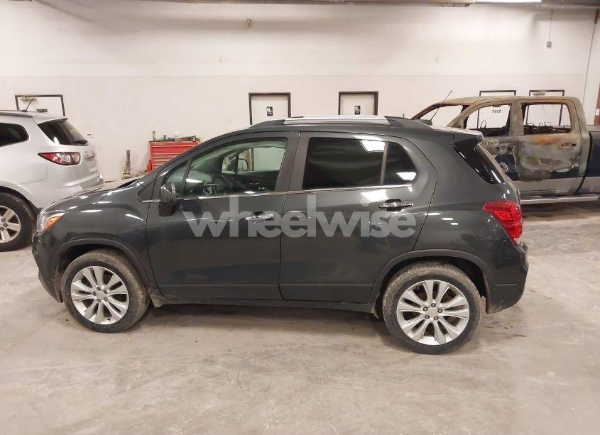 Photo 14 of 2017 Chevrolet Trax PREMIER (VIN 3GNCJRSB7HL287713)