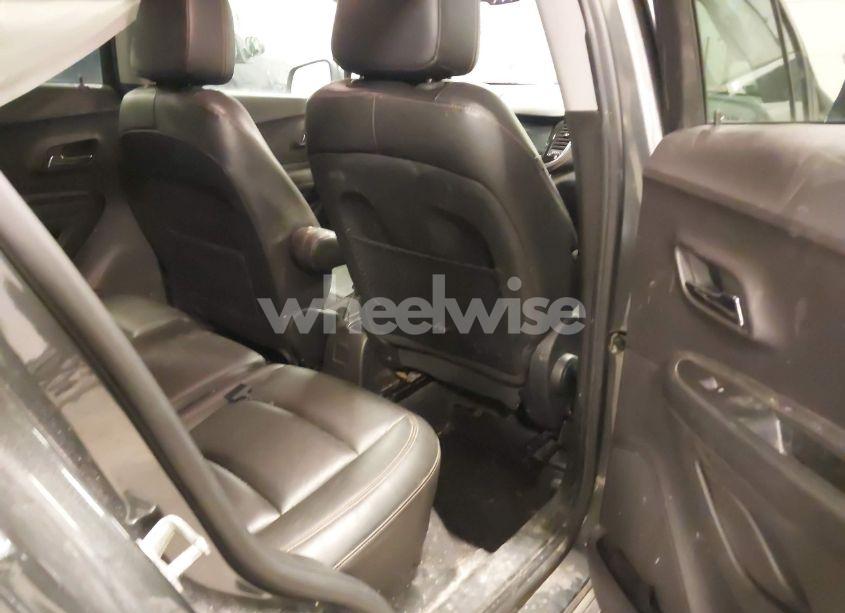 Photo 8 of 2017 Chevrolet Trax PREMIER (VIN 3GNCJRSB7HL287713)