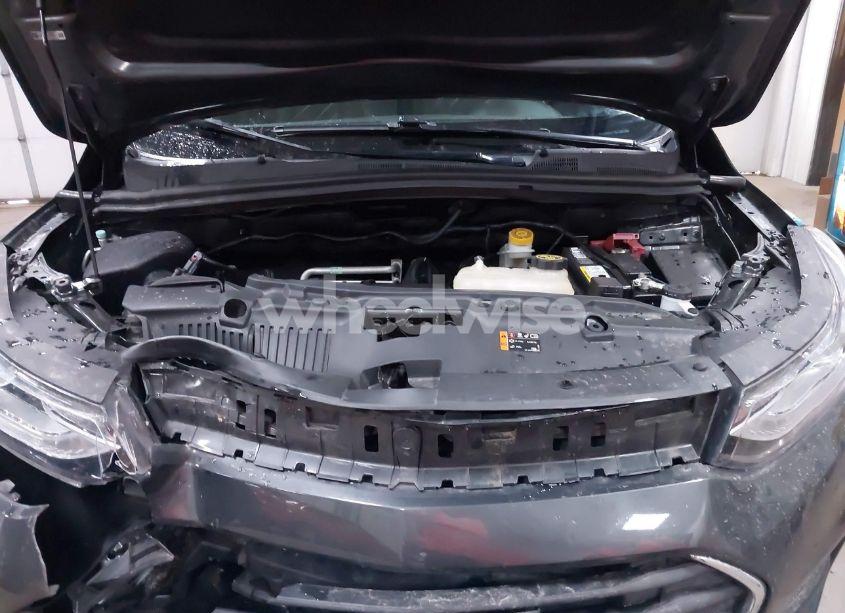 Photo 10 of 2020 Chevrolet Trax AWD PREMIER (VIN 3GNCJRSB7LL238200)