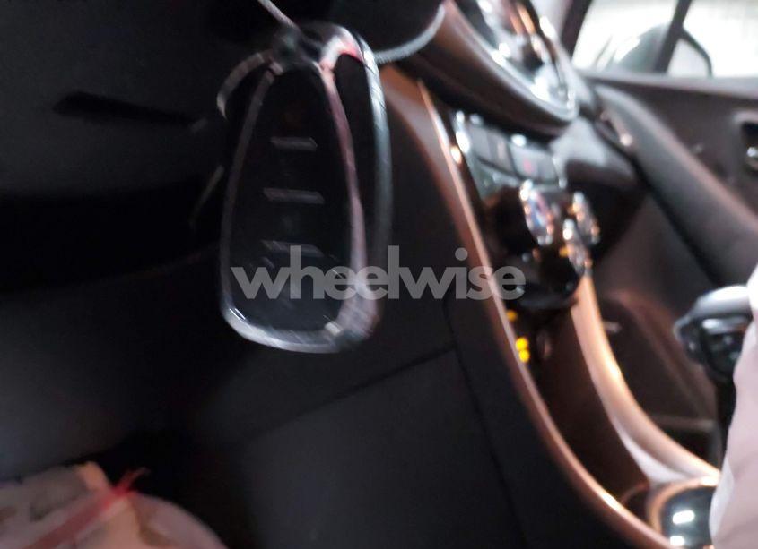 Photo 11 of 2020 Chevrolet Trax AWD PREMIER (VIN 3GNCJRSB7LL238200)