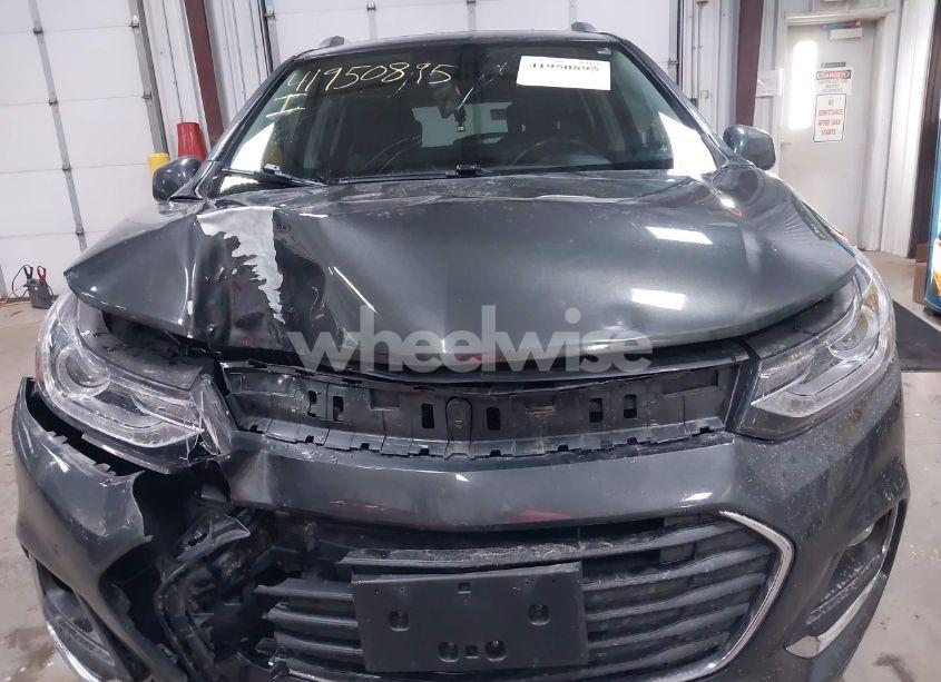 Photo 13 of 2020 Chevrolet Trax AWD PREMIER (VIN 3GNCJRSB7LL238200)