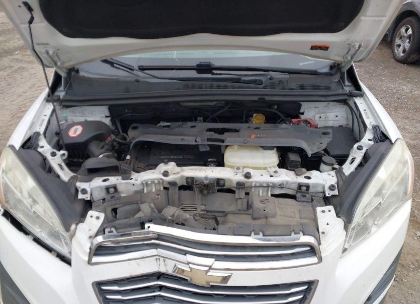 Photo 10 of 2015 Chevrolet Trax LT (VIN 3GNCJRSB8FL229641)