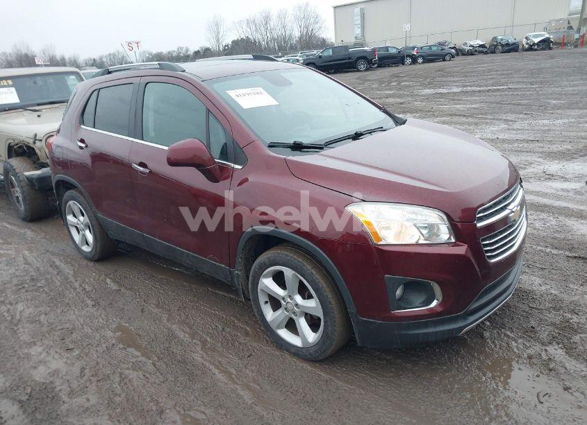 2016 Chevrolet Trax LTZ (VIN 3GNCJRSB8GL238163) main photo