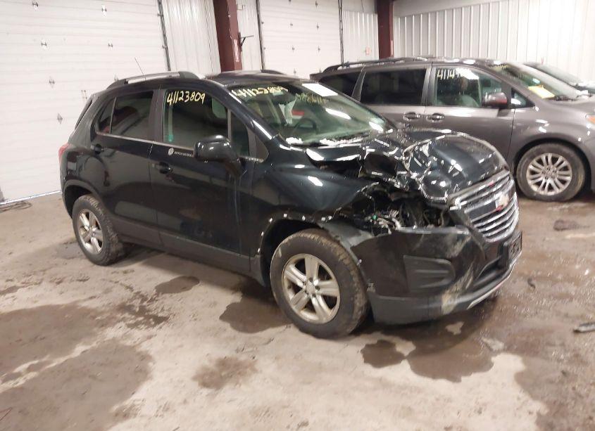 2015 Chevrolet Trax LT (VIN 3GNCJRSBXFL190390) main photo