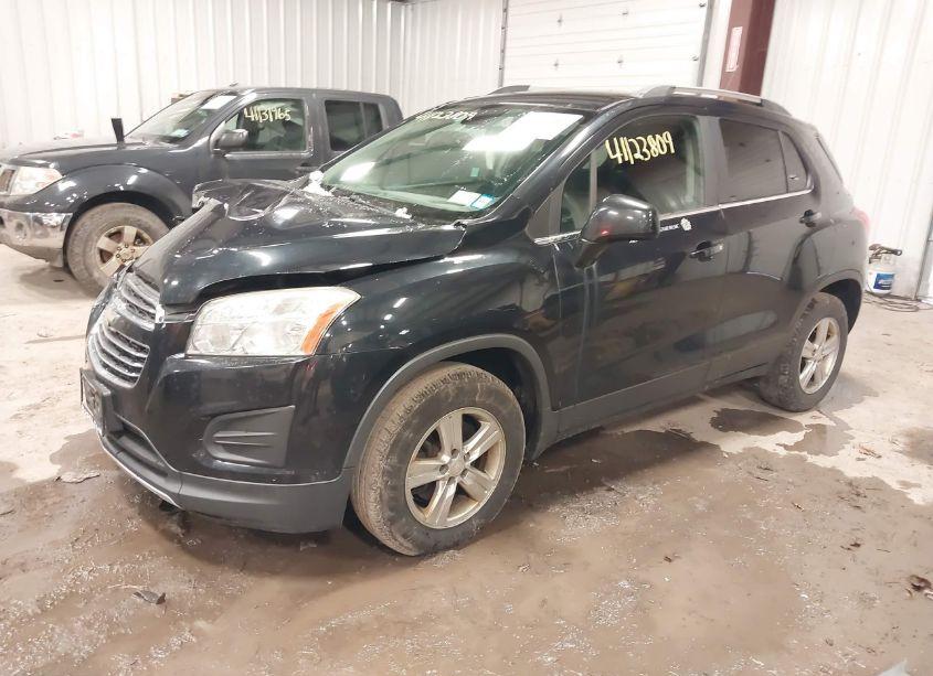 Photo 2 of 2015 Chevrolet Trax LT (VIN 3GNCJRSBXFL190390)