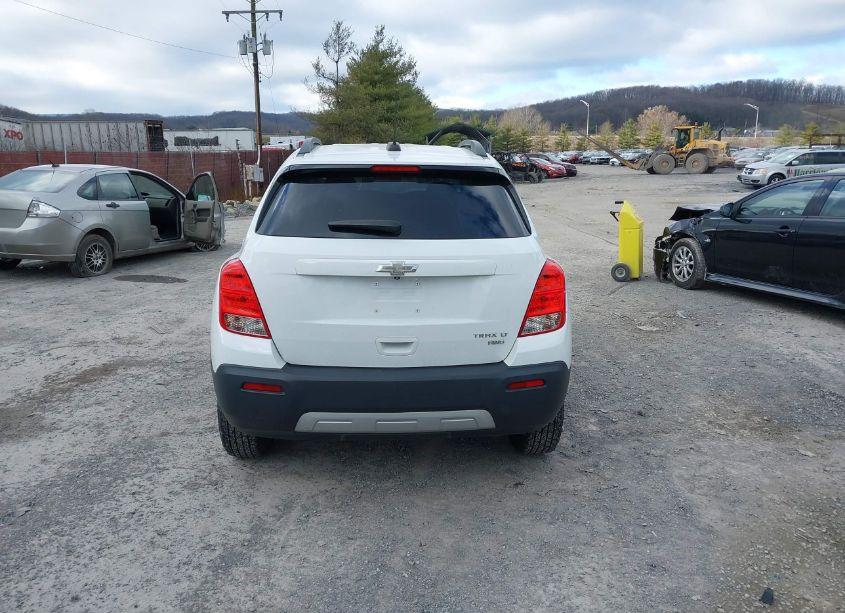 Photo 16 of 2015 Chevrolet Trax LT (VIN 3GNCJRSBXFL253536)