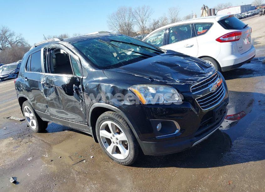 2015 Chevrolet Trax LTZ (VIN 3GNCJTSBXFL252903) main photo