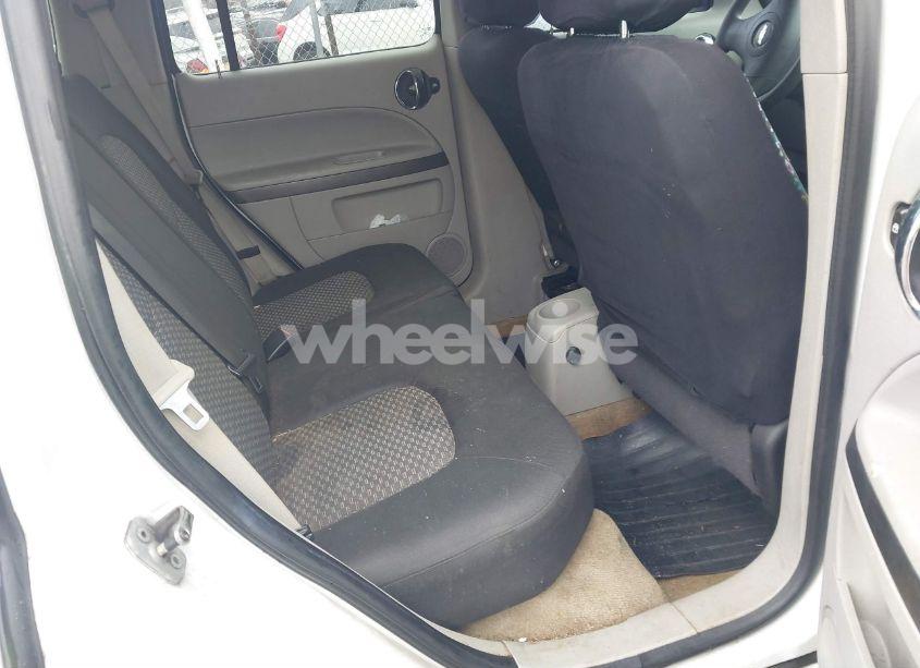 Photo 8 of 2008 Chevrolet Hhr LS (VIN 3GNDA13D18S630690)