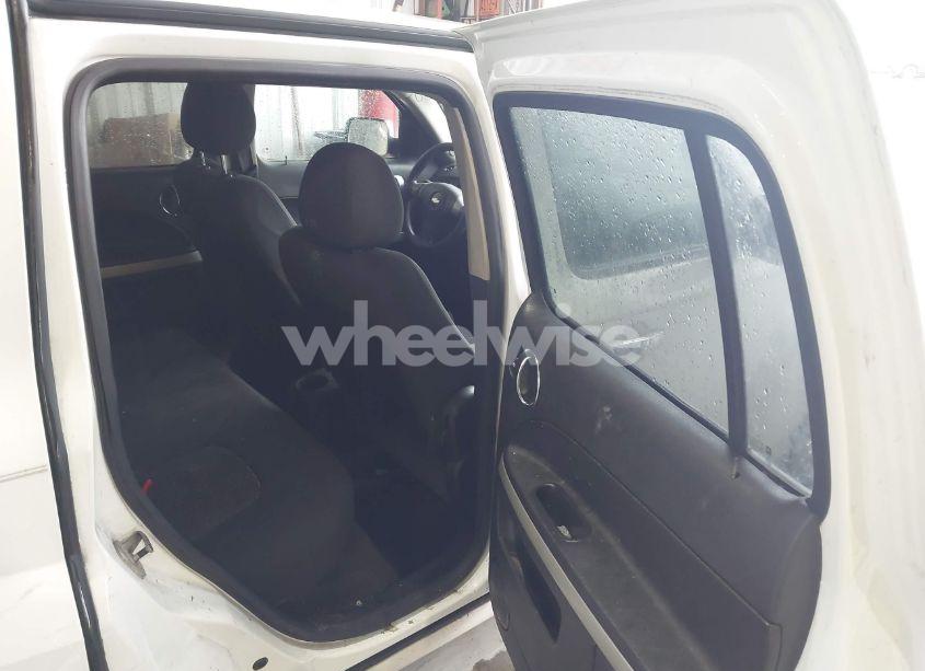 Photo 8 of 2008 Chevrolet Hhr LT (VIN 3GNDA23D38S591705)