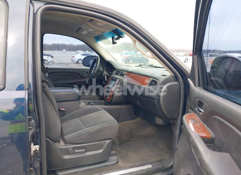 Photo 5 of 2007 Chevrolet Avalanche 1500 LT (VIN 3GNEC12007G137629)