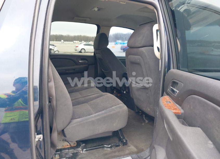 Photo 8 of 2007 Chevrolet Avalanche 1500 LT (VIN 3GNEC12007G137629)