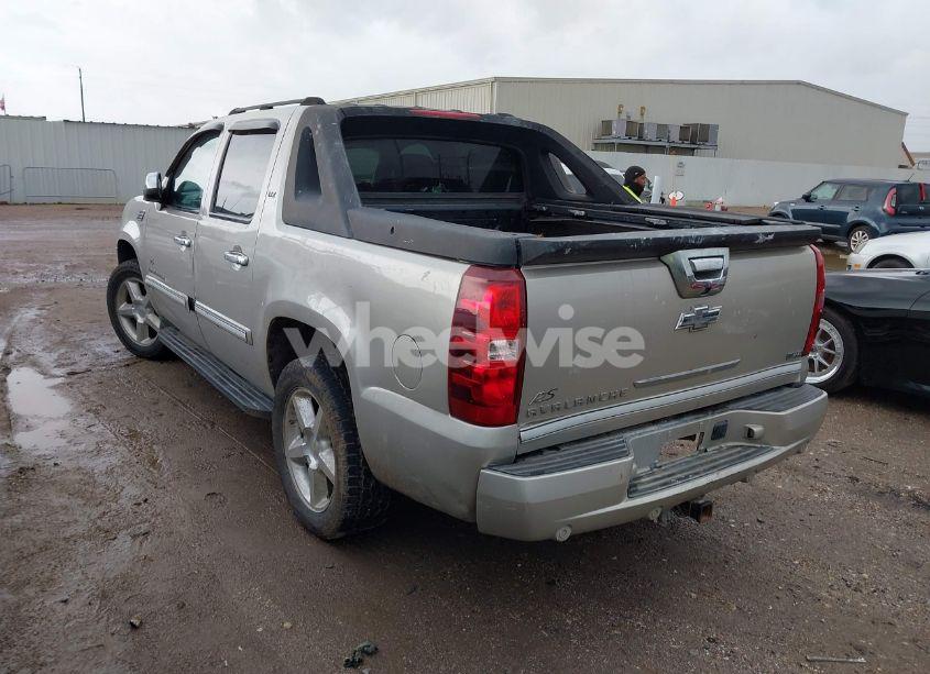 Photo 3 of 2007 Chevrolet Avalanche 1500 LTZ (VIN 3GNEC12007G155273)