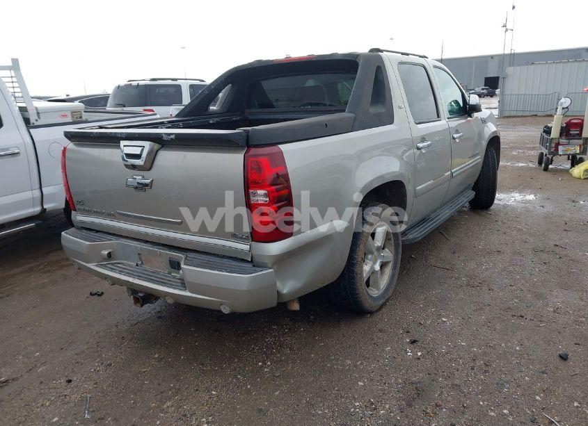 Photo 4 of 2007 Chevrolet Avalanche 1500 LTZ (VIN 3GNEC12007G155273)