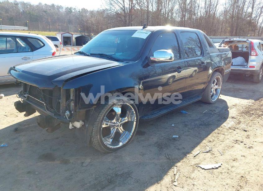 Photo 2 of 2007 Chevrolet Avalanche 1500 LT (VIN 3GNEC12007G155886)