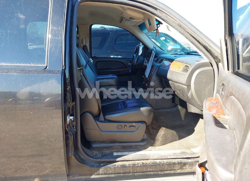 Photo 5 of 2007 Chevrolet Avalanche 1500 LT (VIN 3GNEC12007G155886)