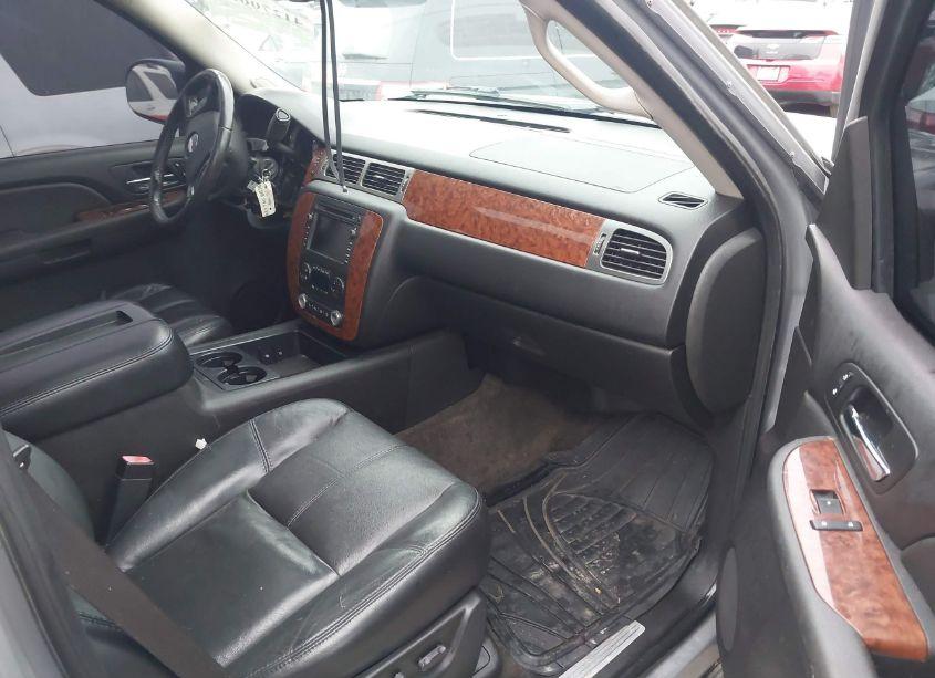 Photo 5 of 2007 Chevrolet Avalanche 1500 LTZ (VIN 3GNEC12007G176379)