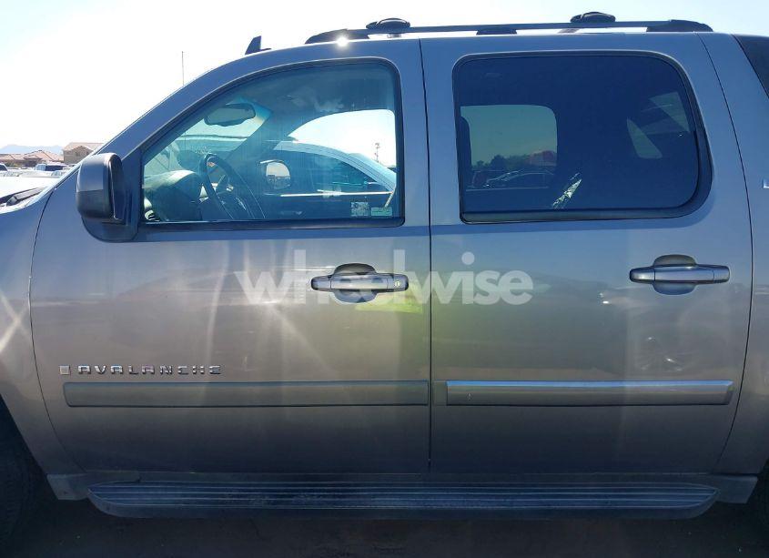 Photo 15 of 2007 Chevrolet Avalanche 1500 LT (VIN 3GNEC12017G113629)