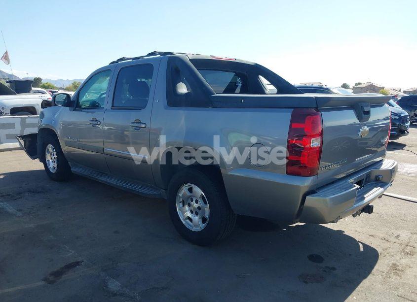 Photo 3 of 2007 Chevrolet Avalanche 1500 LT (VIN 3GNEC12017G113629)