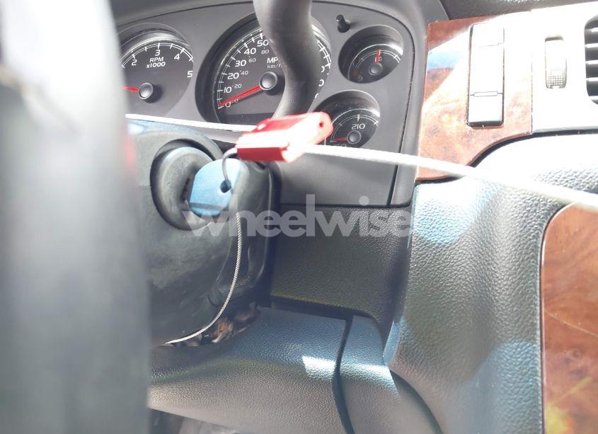 Photo 11 of 2007 Chevrolet Avalanche 1500 LT (VIN 3GNEC12017G211706)