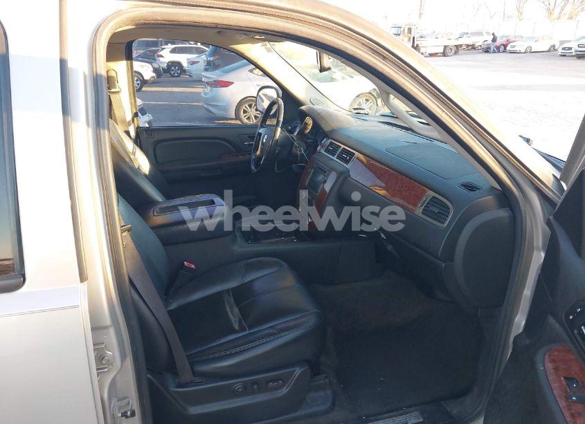 Photo 5 of 2007 Chevrolet Avalanche 1500 LT (VIN 3GNEC12017G262557)